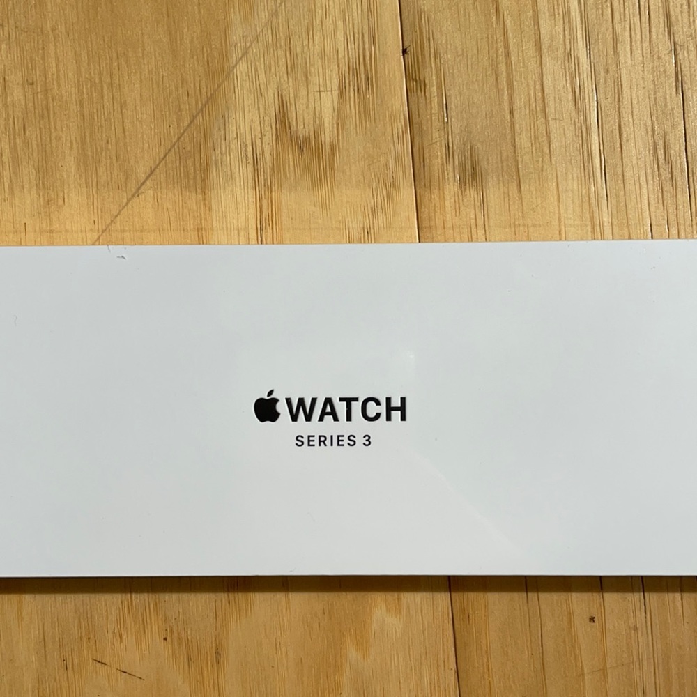 AppleWatch Series 3 NWT